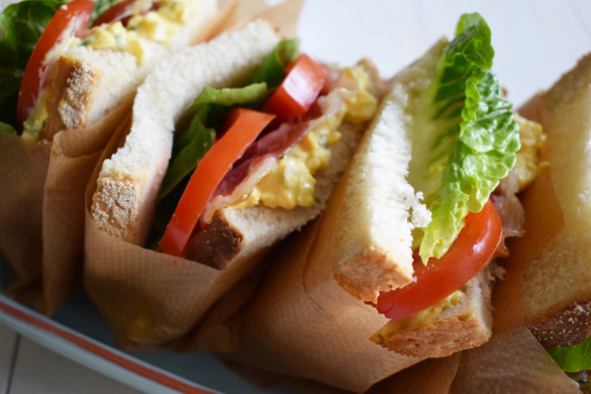 naakt Overgave Stationair Lunchtip : BLT-sandwich met eiersalade + een glas blond bier • Bierliefde